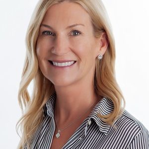 Meet your Posher, Lael